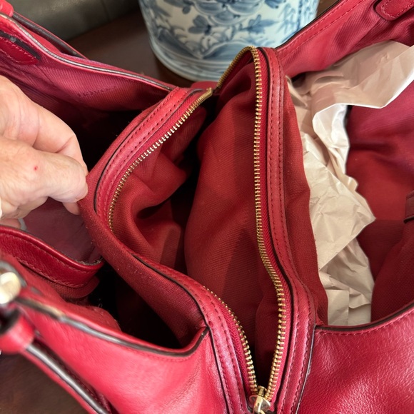 COACH Madison Carlyle Bag in Red - Picture 3 of 8